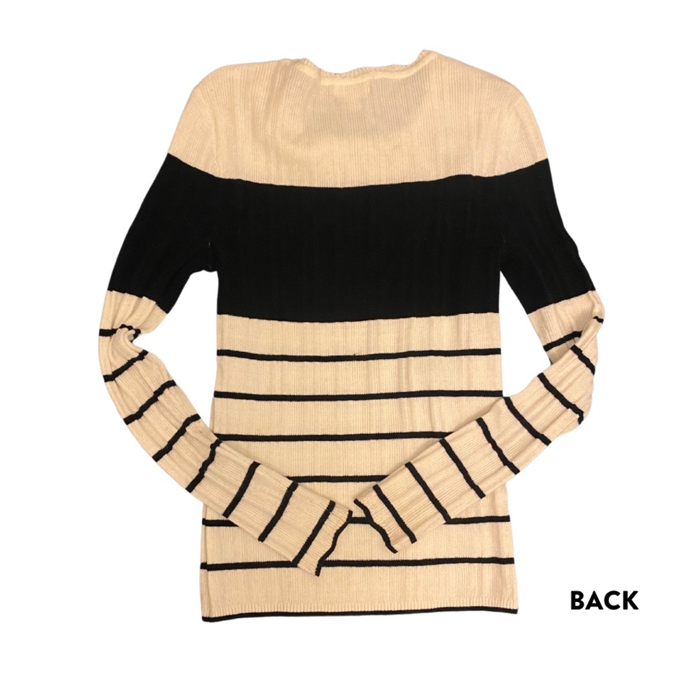 Maison Jules Black and White Knit Top - Picture 2 of 3